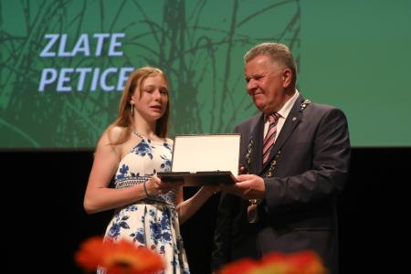 ZLATE PETICE 58 FOTO LJUBO VUKELIČ